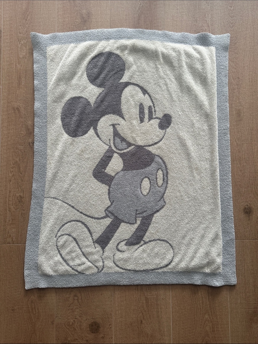 Barefoot Dreams x Disney baby blanket Mickey vintage